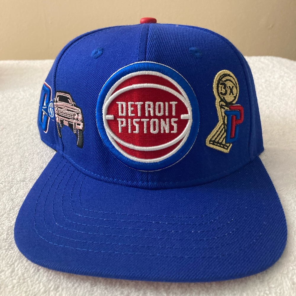 Detroit pistons nostaglia represent your city snapback hat!
